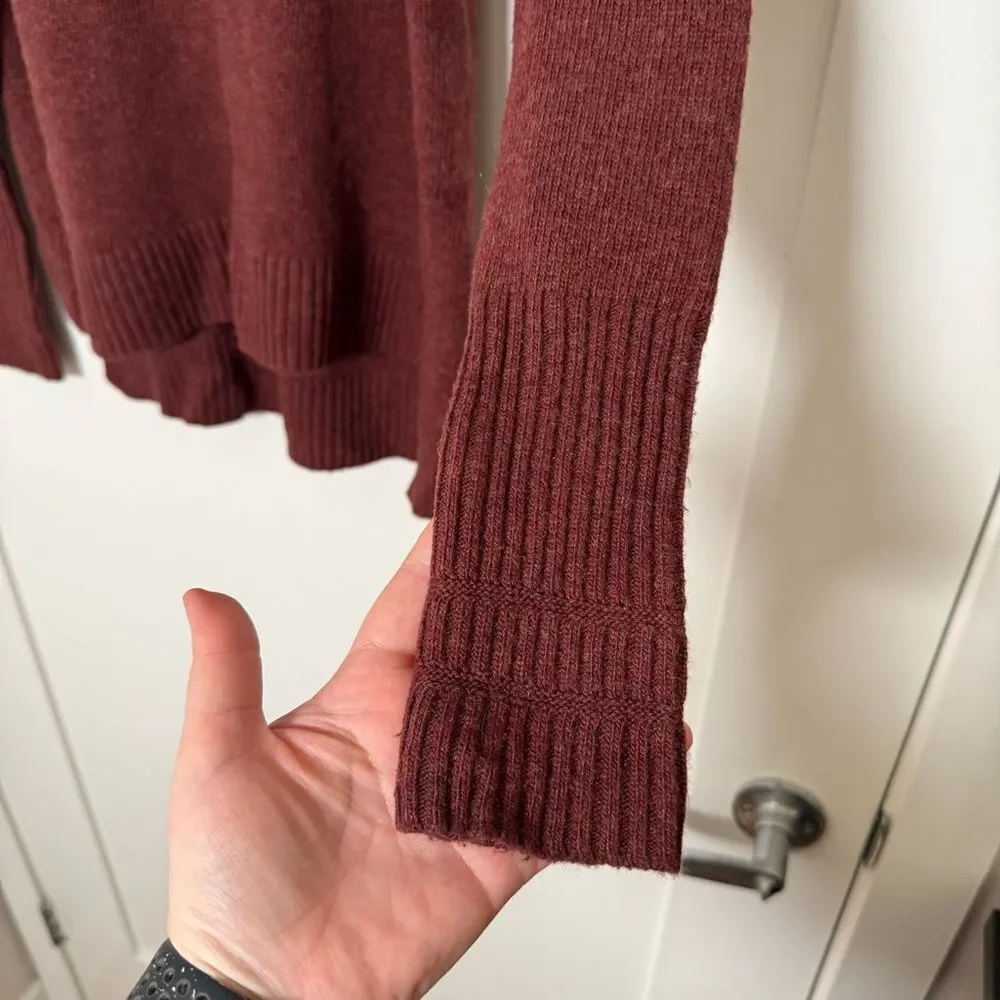 J Crew Sweater Womens Sz S Burgundy Knit Turtleneck Side Slit Wool Blend Preppy